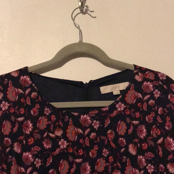 Dress with floral pattern with 3/4 sleeves. - Picture 3 of 3